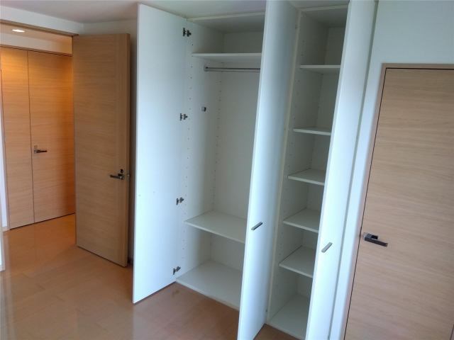 タワーザファースト 収納