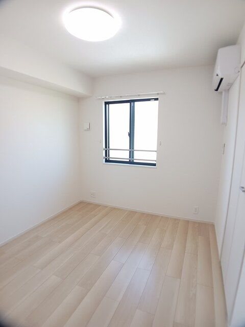 レジデンス・デルソーレ ベッドルーム