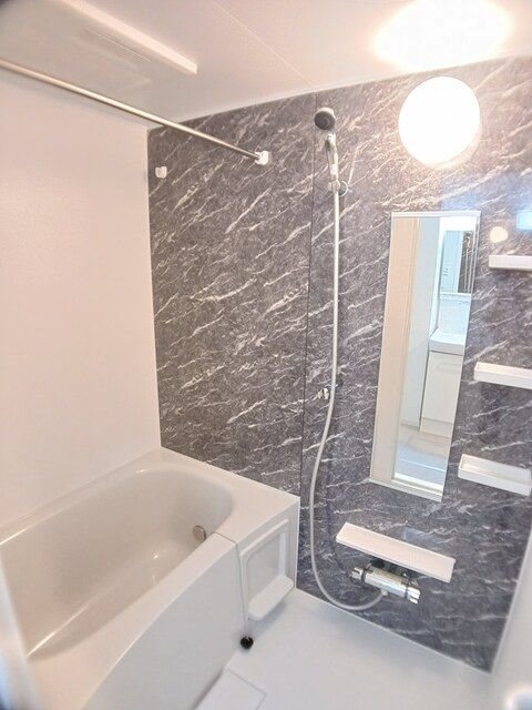 レジデンス・デルソーレ 風呂画像