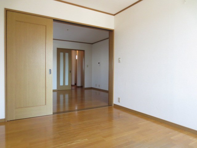 モンターニュⅠ番館 リビング