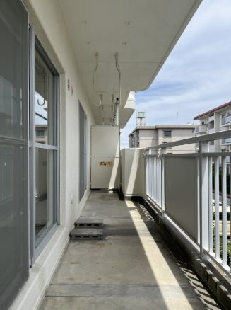 芳川ハイツ1号棟 ベランダ