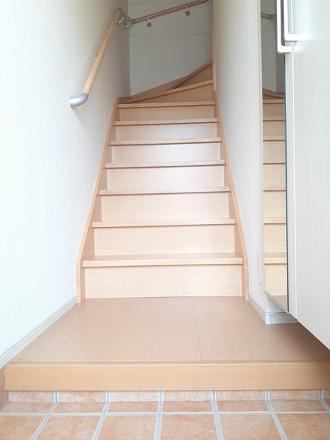 グランブルー４ｔｈＢ 玄関