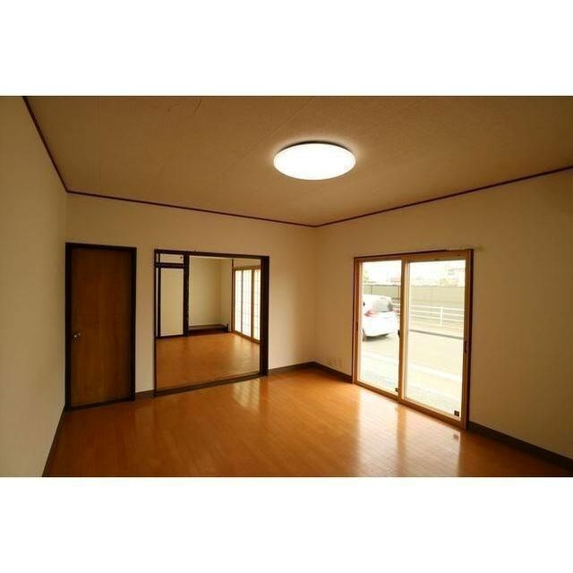上西町957-5一戸建 リビング