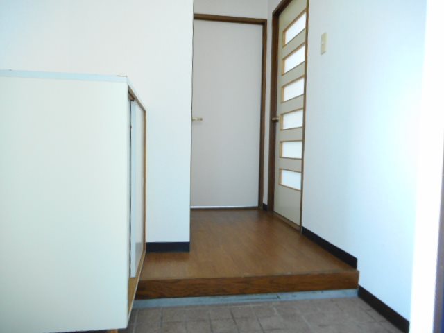 マンションロイヤルアイリス 玄関
