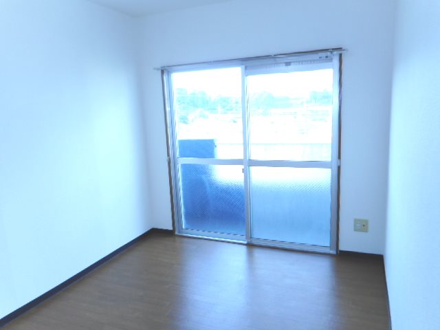 マンションロイヤルアイリス リビング