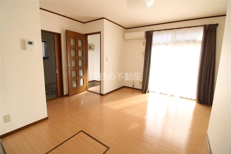 クレール本郷 リビング