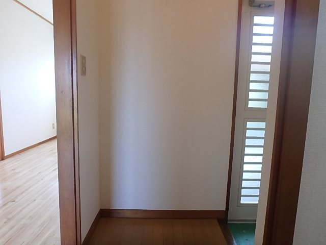 コーポ若葉Ⅲ 玄関