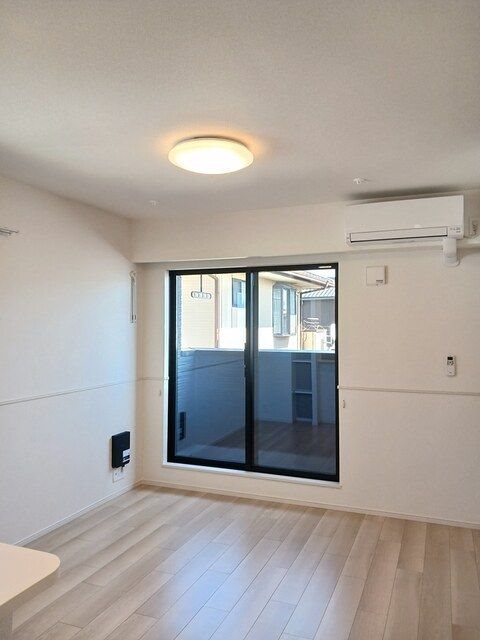 シャトン リビング