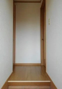 サニーサイド岡Ⅱ 玄関