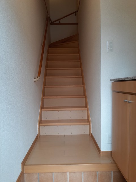 サンスターズ 玄関