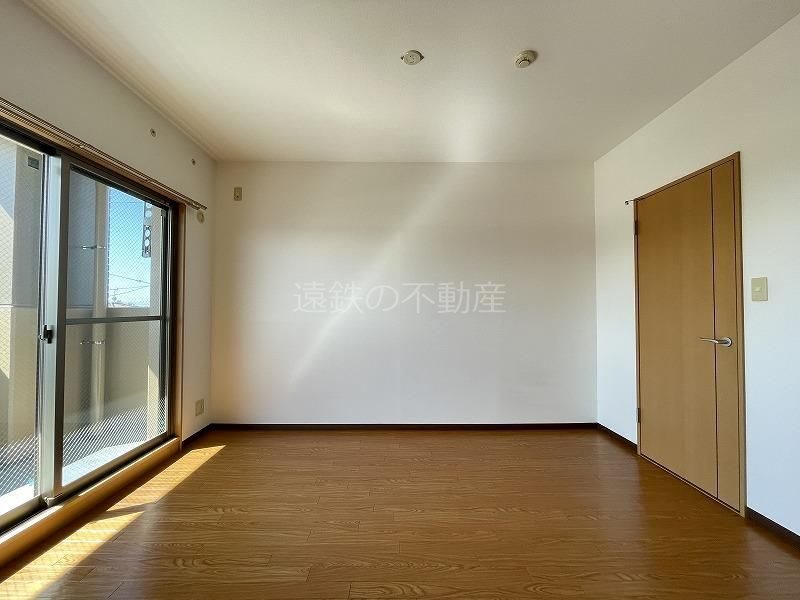 アールウィステリア その他11