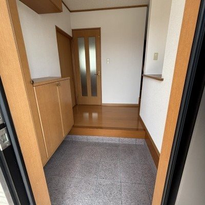文丘貸家 玄関