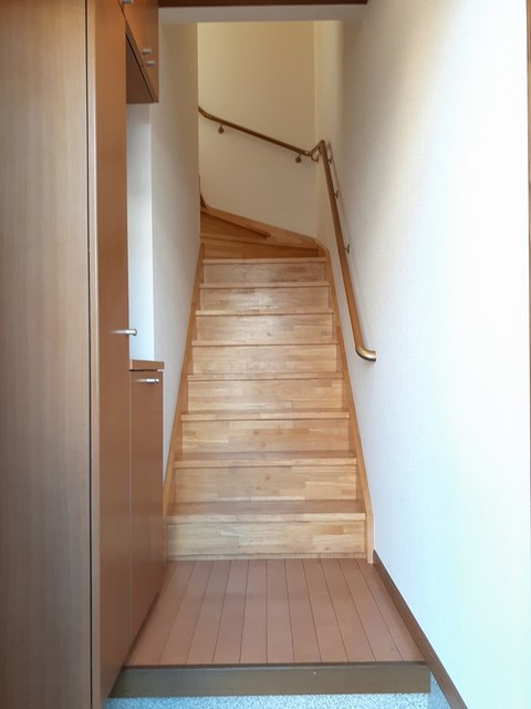 ヒルトップ 玄関