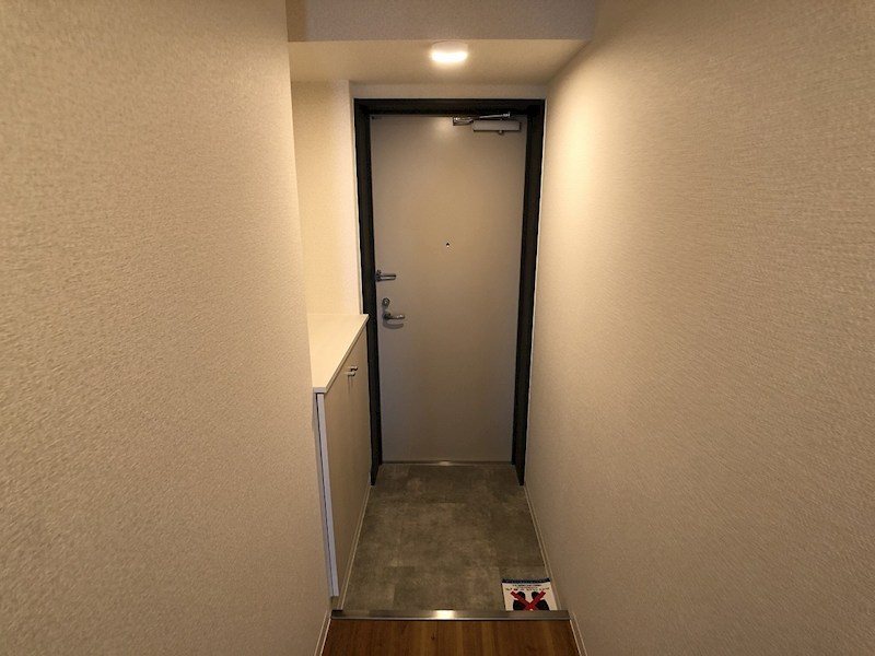 クラウドクレスト栄町 玄関