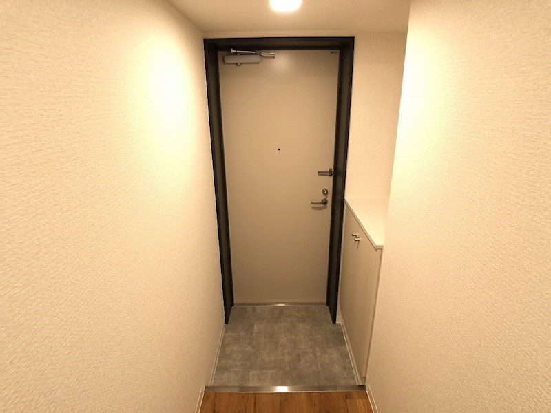 クラウドクレスト栄町 玄関