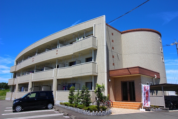 イーストワン 外観写真