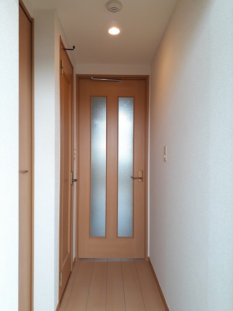 イーストワン 玄関