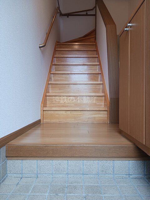 サニーフォレストＢ 玄関