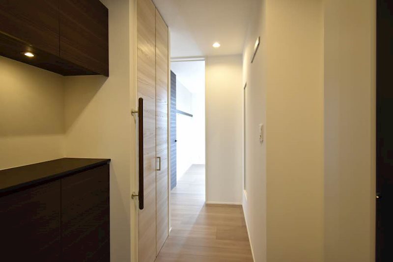 シャーメゾングレイス 玄関