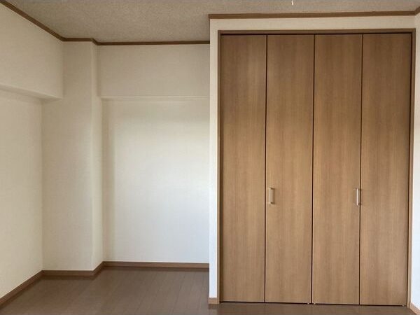 コーポラスヤング ベッドルーム