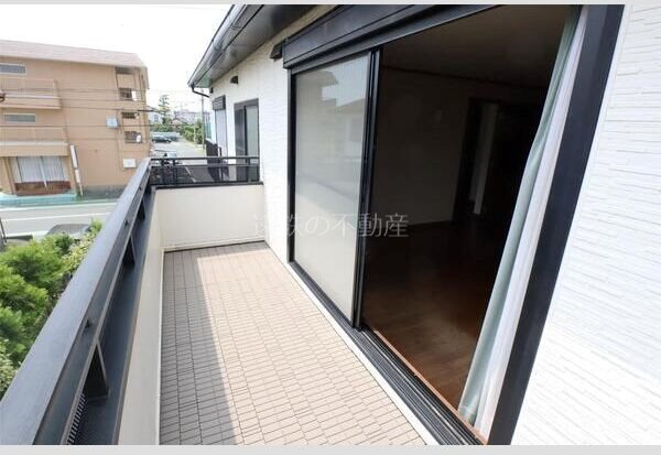 瓜内町戸建 ベランダ