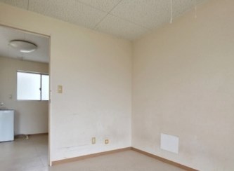 彩輝8B ベッドルーム