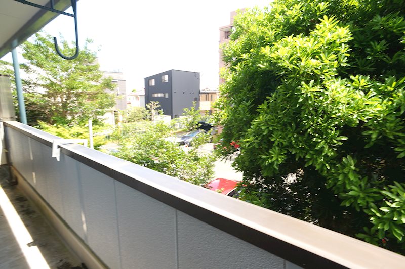 ビアンヌール四ツ池公園 ベランダ
