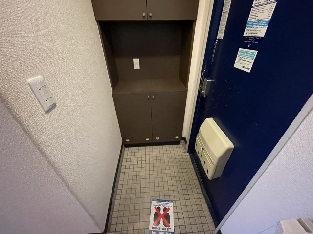 上島コモンコートＣ棟 玄関