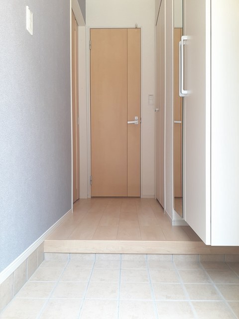 モンド　フォレスタⅡ 玄関
