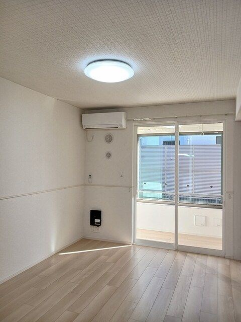 エスジーパレス リビング