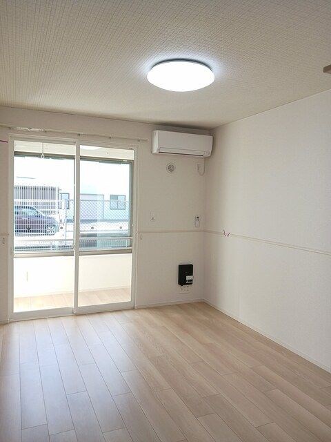 エスジーパレス リビング