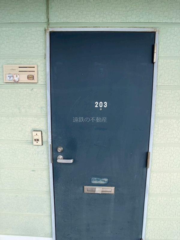 ハイツメモリー 玄関