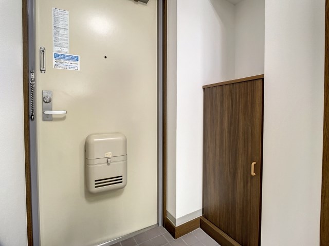 サリエンテ代官山Ⅱ 玄関