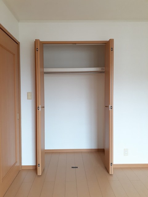 クリスタル　ティアラＡ その他3