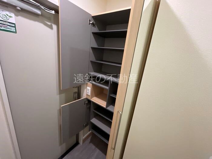 コーポ ヴェルデ 玄関