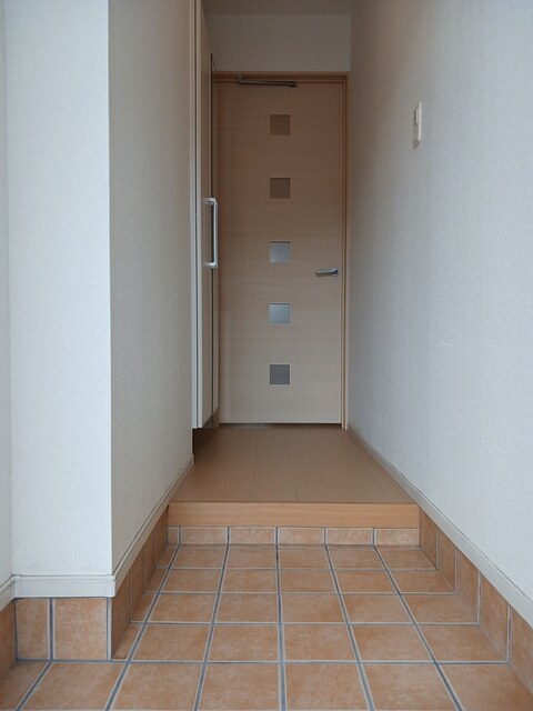 シェアー　フォレストⅡ 玄関