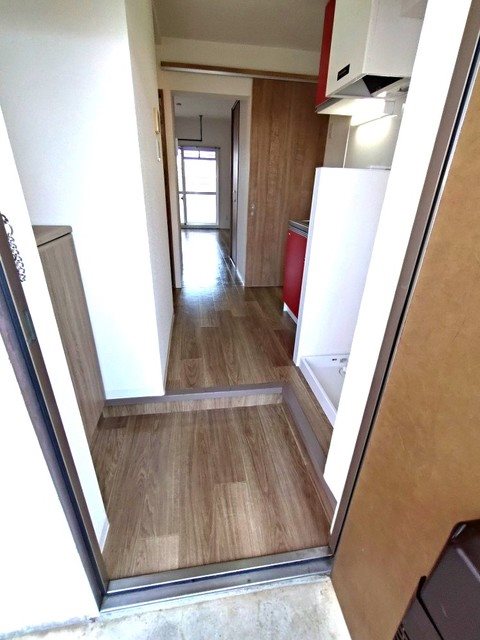 フレッシュタウンスギモト 玄関