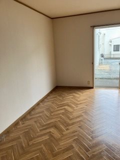 コンティキ リビング