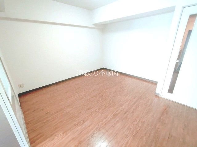 リアライズ山下町 ベッドルーム