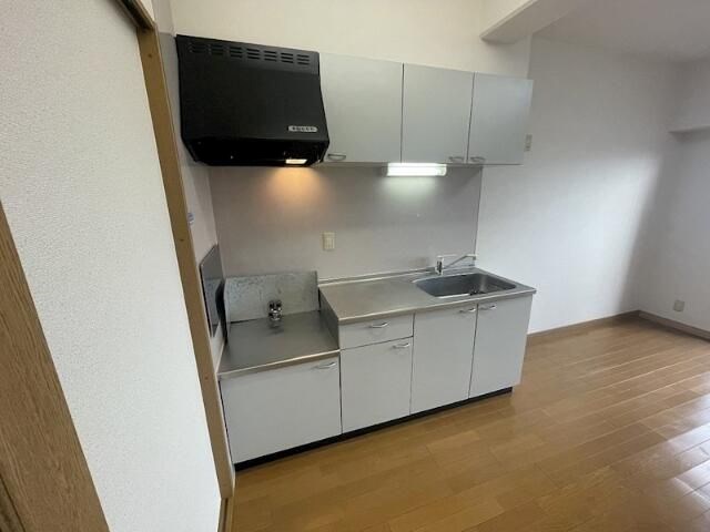 ティアラ植松 キッチン