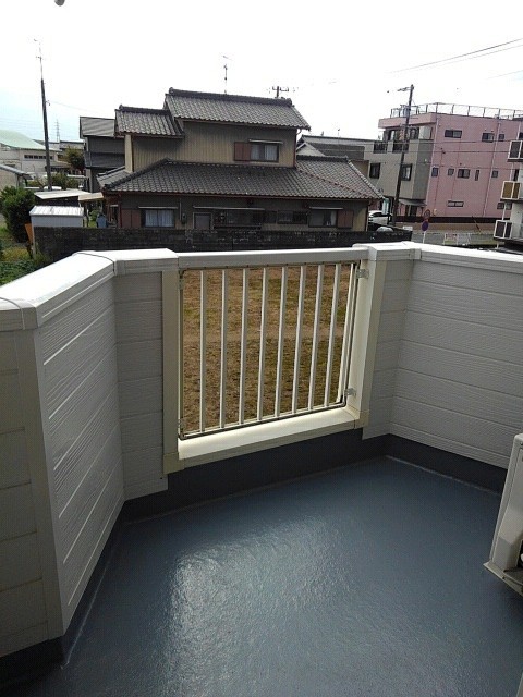 アンソレイニ ベランダ