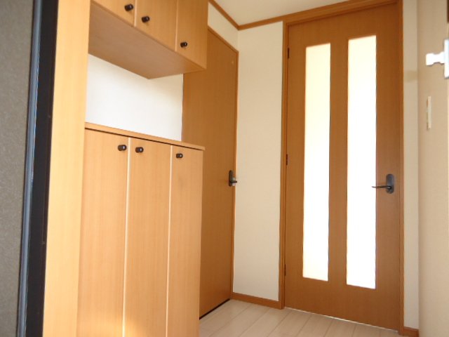 ムーンレインボー 玄関