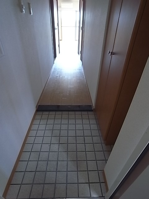 アムール住吉 玄関