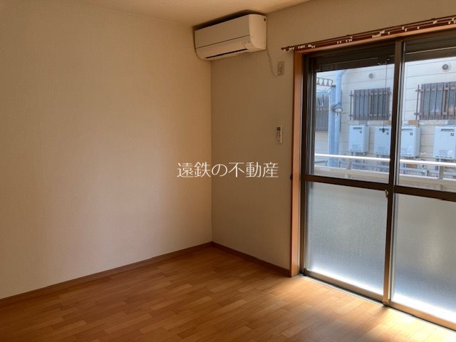 テニメントハウスフルール リビング