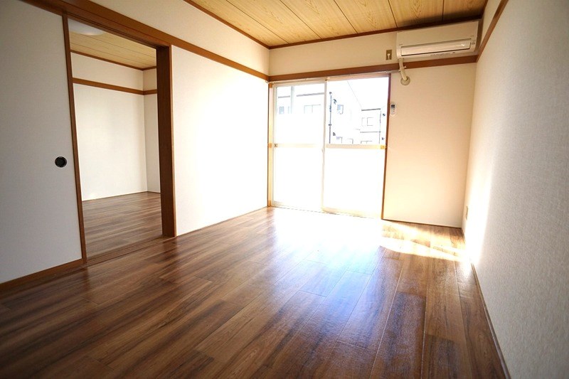 メゾンキタハマ ベッドルーム