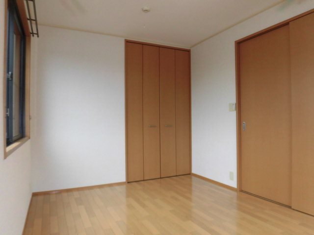 JOY TOWN城山A ベッドルーム