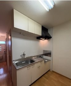 テニメントハウスフルール キッチン