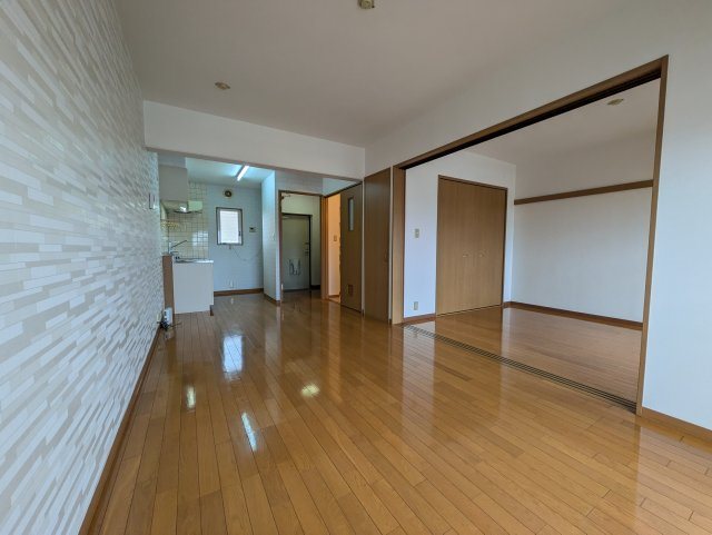 シャトー豊田 リビング