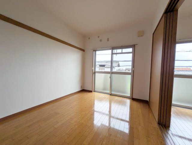 シャトー豊田 ベッドルーム