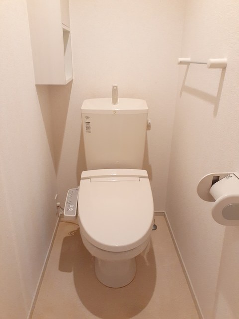 Ｓｔｒａｄｉ　Ｖａｒｉｕｓ その他1